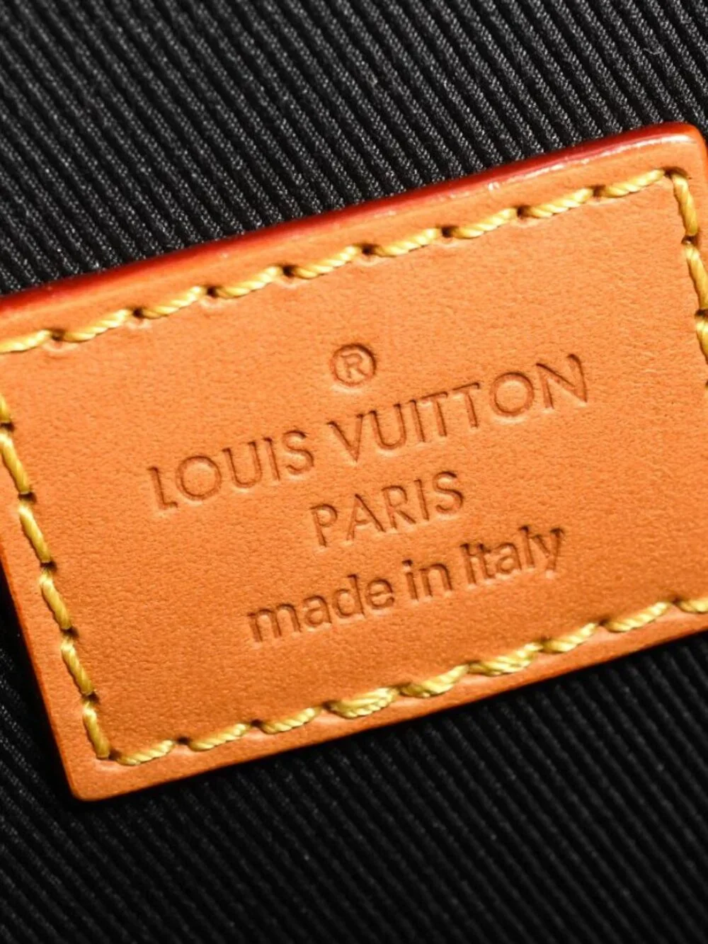 Louis Vuitton Tote Mini - Picture 6 of 8